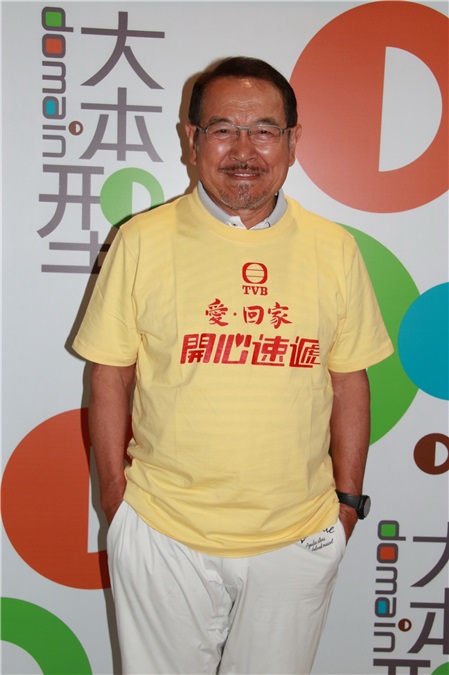 刘丹、杨思琪、滕丽名和冯盈盈等出席母亲节活动