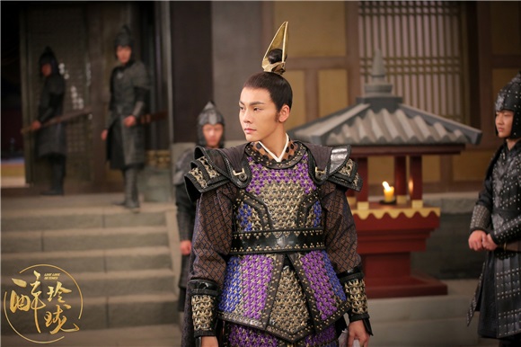 陈伟霆《醉玲珑》将播 帅气铠甲加身魅力爆棚(文化anna)