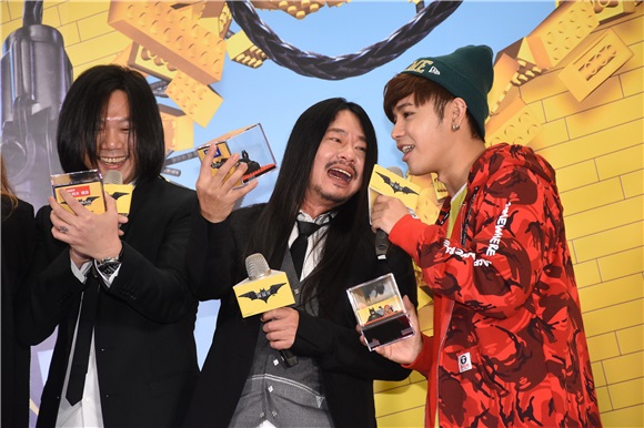 五月天玛莎、鼓鼓、乱弹阿翔、宇宙人等出席《乐高蝙蝠侠》电影