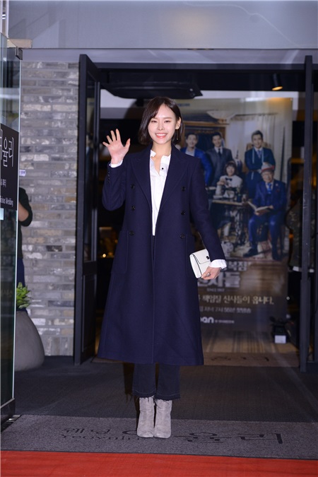 李东健、赵伦熙、显佑、李世英等出席《月桂树西装店的绅士们》终放宴
