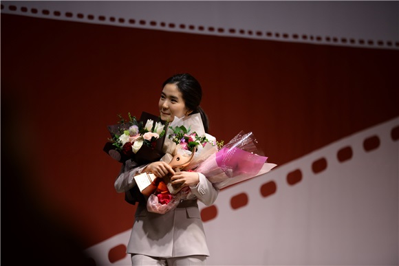 第8届韩国年度电影奖颁奖典礼 宋康昊、马东锡、罗美兰等到场出席