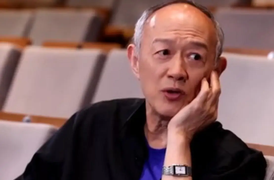 七旬戏骨金士杰双面人生：为养家坚守片场，60得子常被错认爷爷