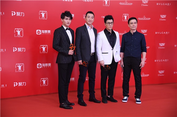 众星云集红毯星光熠熠 朱茵段奕宏携新剧亮相红毯