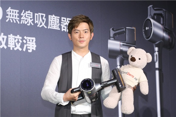 宥胜敬业赚奶粉钱 惊曝:老婆现正待产中