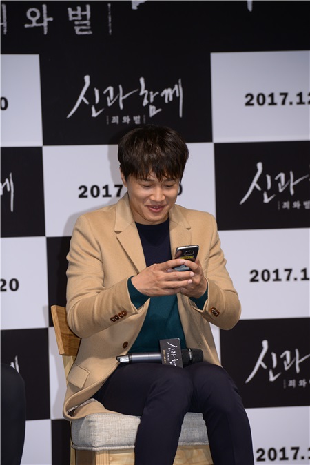 河正宇、车太贤、金香起等出席韩国电影《与神同行》与观众对话活动