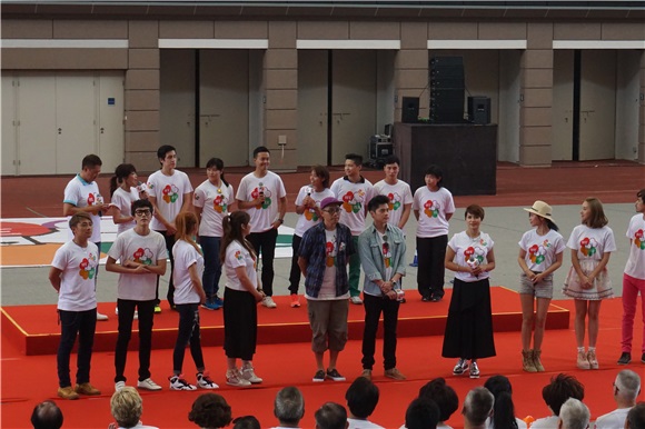 洪卓立、钟舒曼、泳儿、罗力威、徐天佑、许廷铿等出席沙田马场《WE LIKE HK》启动礼