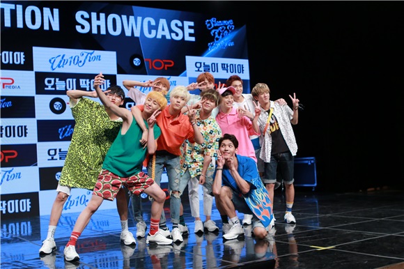 男团UP10TION在首尔江南区举行迷你专辑《Summer go!》Showcase