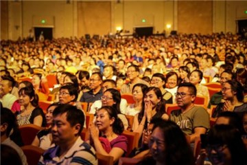 (梦花园乐队6月18日北展剧场 演出现场照片-观众反应)