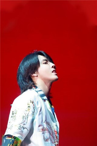 图片来源:@ FANBAOBAO_吴亦凡宝宝站