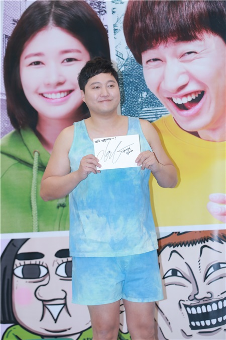 李光洙、郑素敏等主演出席《心里的声音》签名会