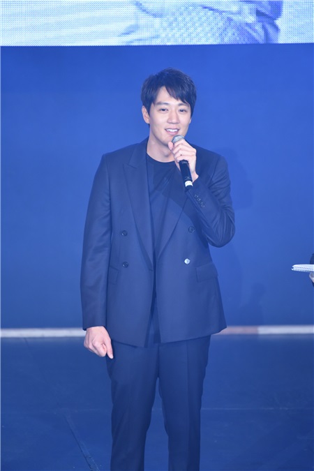 韩星金来元举办粉丝见面会