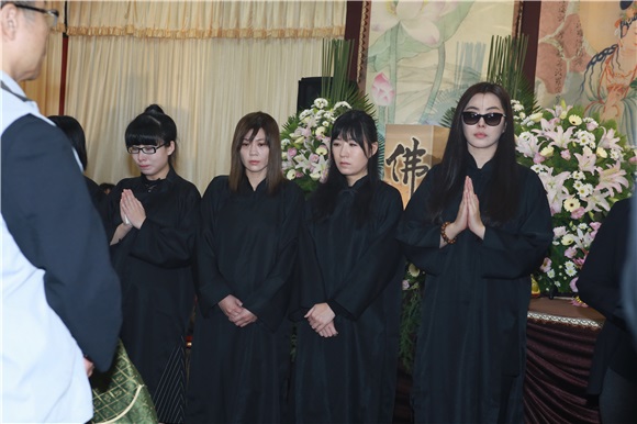 王祖贤父亲王耀煌告别式