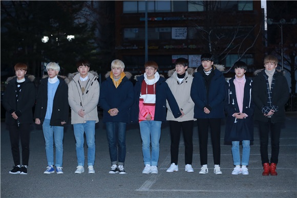 男团Seventeen、 ASTRO、 B1A4等前往KBS电视台参加《音乐银行》彩排
