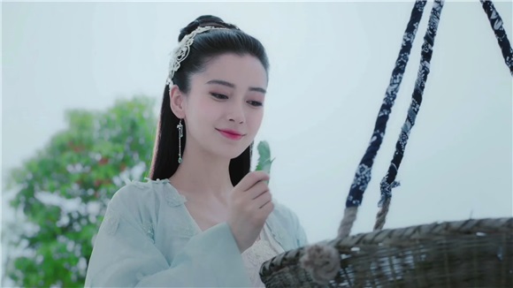 Angelababy辣妈变谋略人妻 娉婷王爷大婚隐居世外