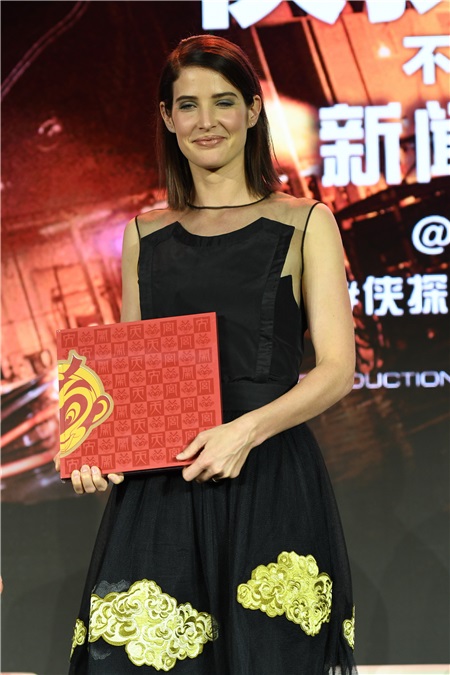 阿汤哥演英雄不忘幽默感 携新作《侠探杰克》空降上海