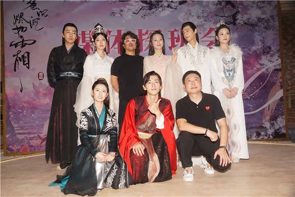 《香蜜沉沉烬如霜》横店探班