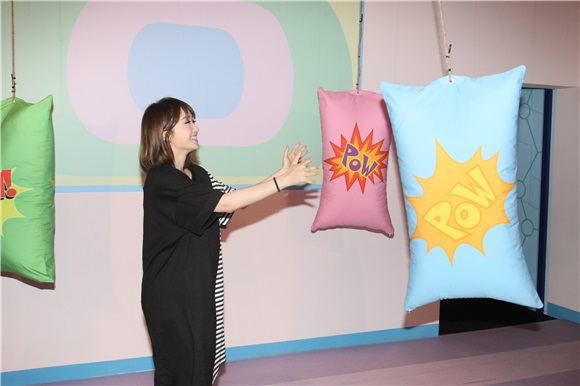 朱俐静出席飞天女神特展