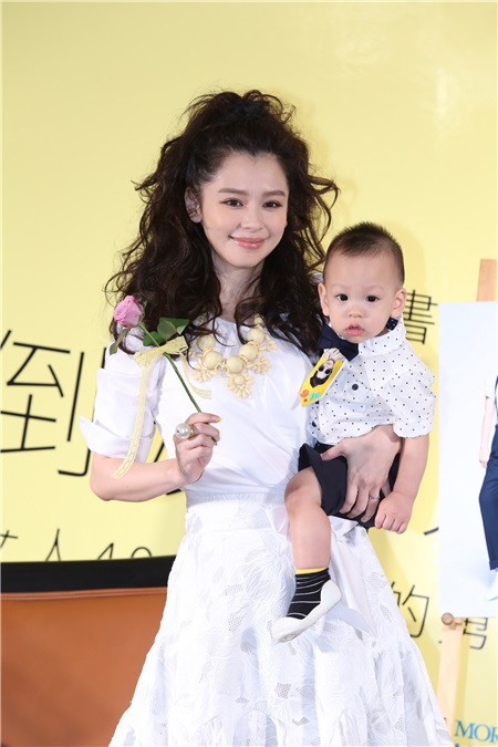 徐若瑄出席《我的倒头栽人生:从女孩14到女人40,钢铁V的勇敢笔记》新书记者会