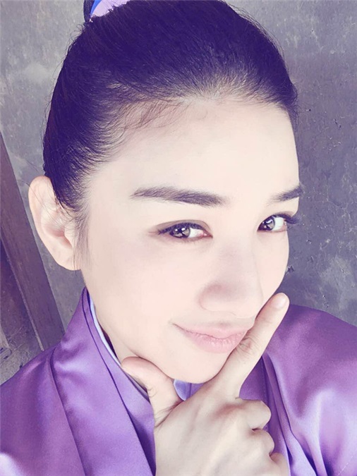 黄奕微博晒古装反串照 引发众人回忆杀