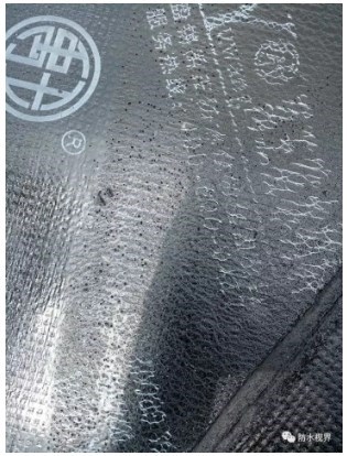 (自粘铺贴空鼓)