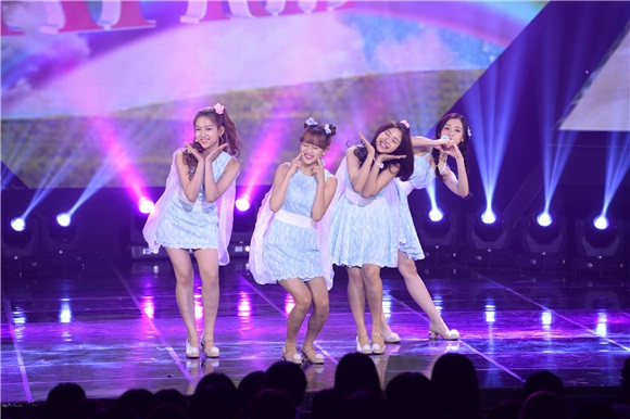 31日晚间,韩国SBS电视台音乐节目「The Show」
