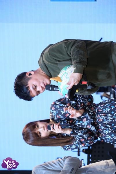 〈Yes 台北现场〉吴汶芳「我来自」演唱会彩排 舒米恩助阵同台合唱