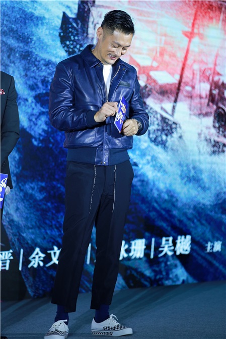 余文乐张晋吴樾许志安出席《狂兽》首映发布会