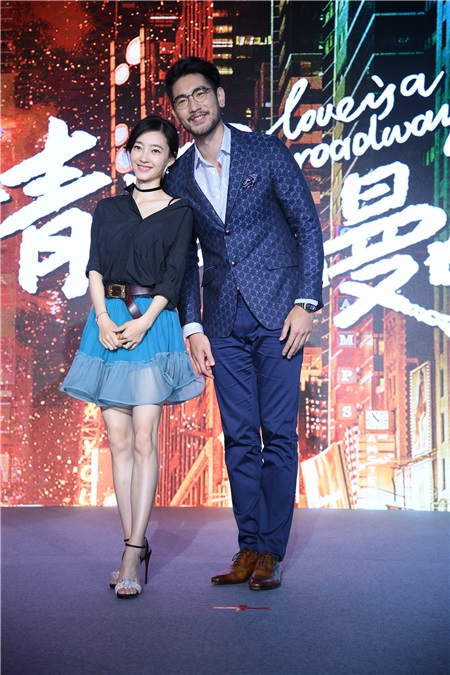《情遇曼哈顿》定档8.25 王丽坤现场打脸高以翔