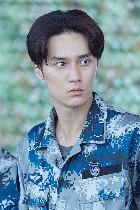 蒋劲夫《真男》成高智商硬汉 考试第二名变身学霸