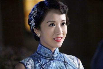 李念出演露伶春