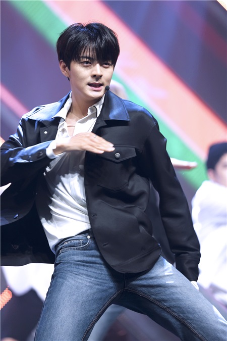 ArirangTV音乐节目「Simply K-Pop」第269集 组合ASTRO 、B.I.G 等亮相出演
