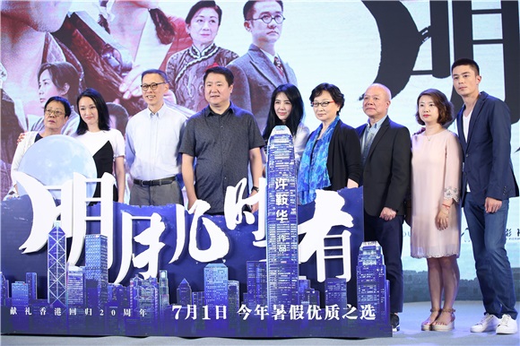 于冬为许鞍华周迅错失「金爵」鸣不平 霍建华回应演技质疑:非科班出身一直在学习