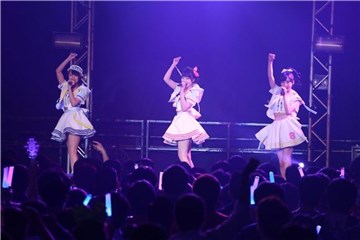 〈Yes香港现场〉AKB48 Team8与香港粉丝见面 载歌载舞青春活泼