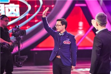 老将李威告别大脑