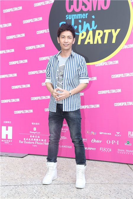 〈Yes 台北现场〉 比基尼女郎火热身材超吸睛 张智成、陈信维等出席粉红泳池比基尼派对