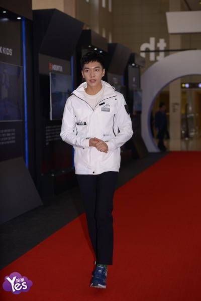〈Yes 首尔现场〉李昇基、崔泰俊出席某品牌纪念活动