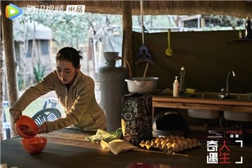 小S为大家准备晚餐