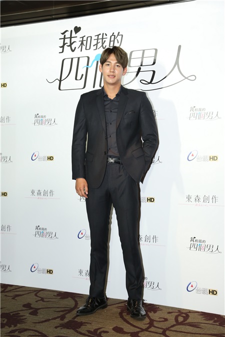 李毓芬、黄仁德、严爵、许维恩等出席戏剧《卡司》发布会