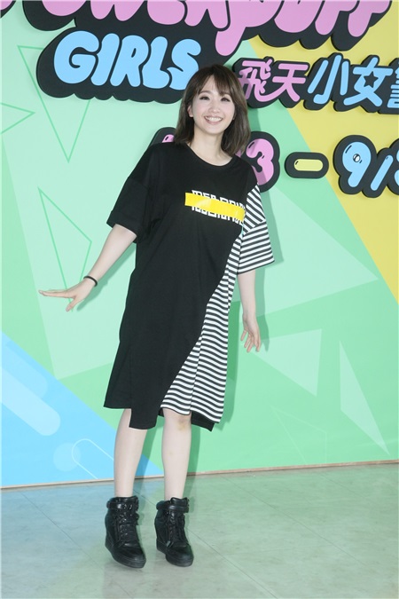 朱俐静出席飞天女神特展
