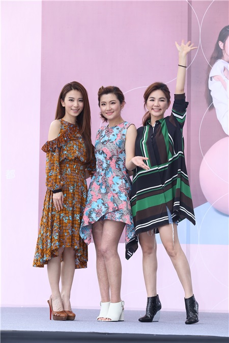S.H.E《永远都在》 久违四年全台唯一签名会