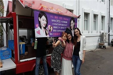 网友赞林志玲美 小S怒回XXX...