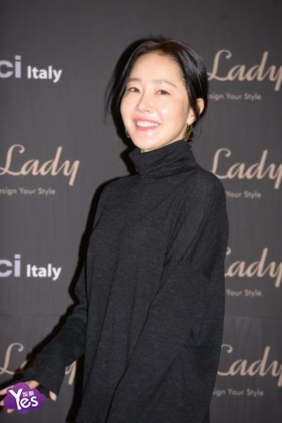 在熙、李珉廷、李贞贤等出席某品牌活动 