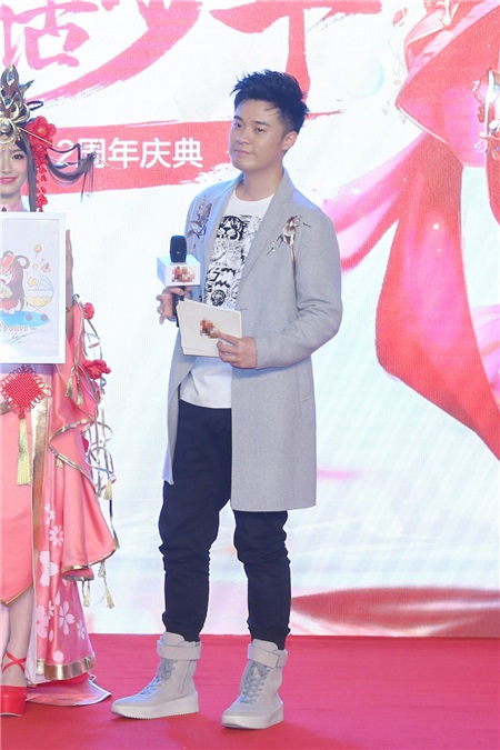 陈赫亲自参与设计周边 周年庆走心送神秘大礼