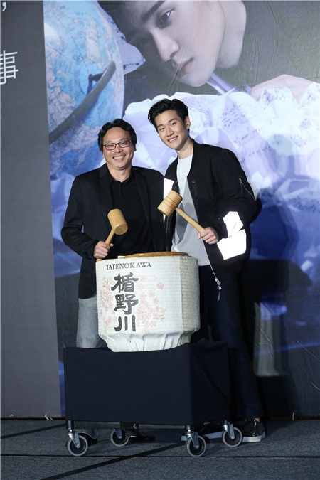 周兴哲为新专辑《爱,教会我们的事》宣传
