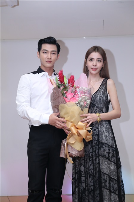 李毓芬《是我不够好》庆功见面会 炎亚纶出席力挺